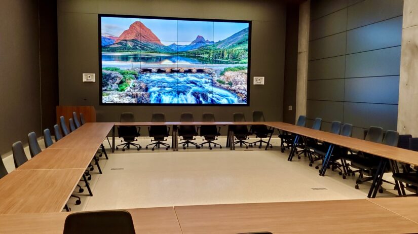 Wireless Presentation Systems and Why Your Conference Rooms Need Them